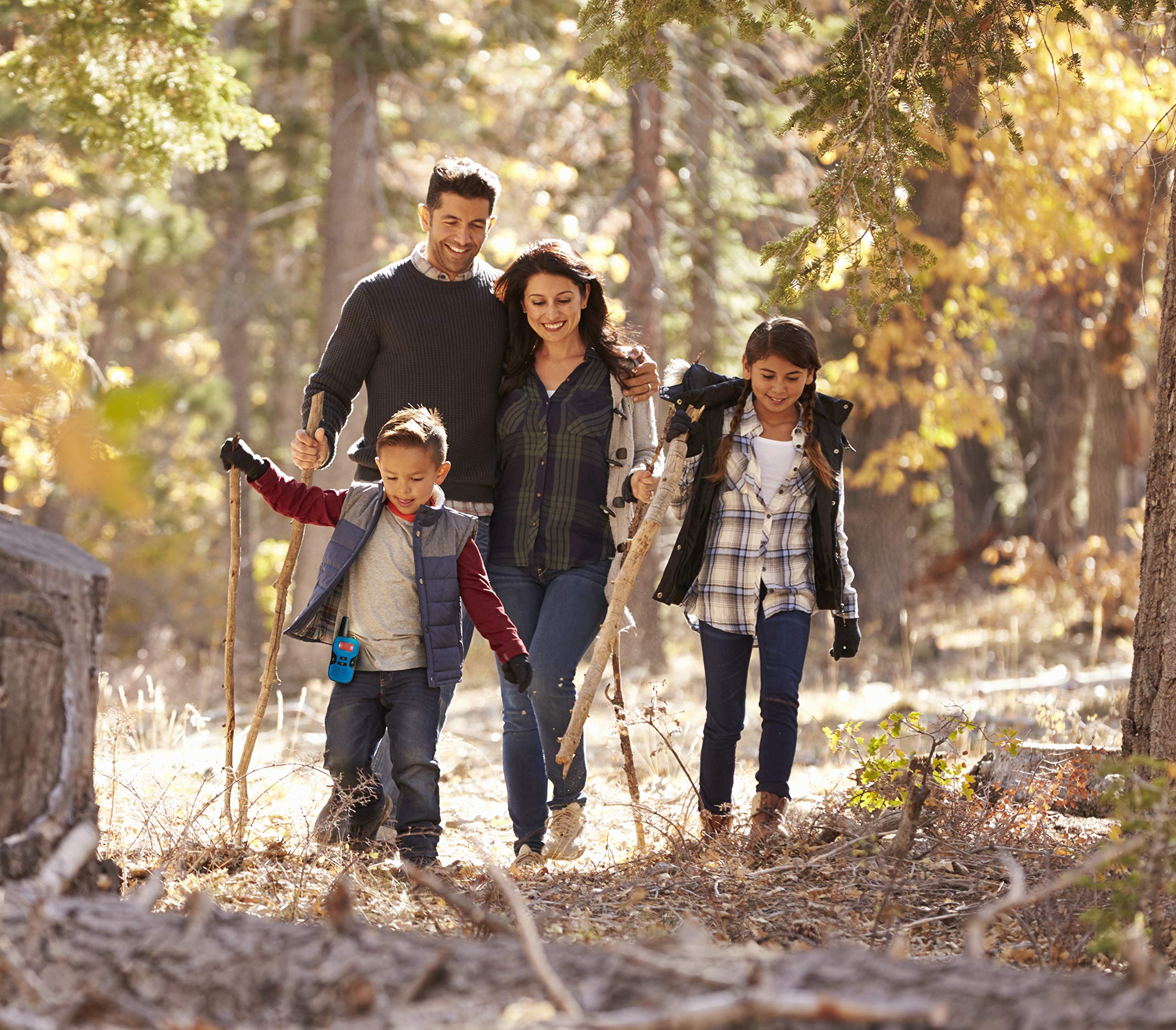 5km Long Distance Digital Walkie Talkies Rechargeable Battery with LCD Display and Digital Audio, Communication and Action Game for Outdoor Adventure, Belt Clip, Blue/Black, TW43 - Image 4