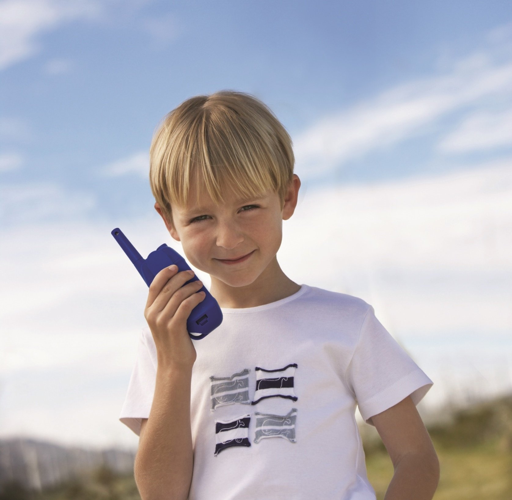 Lexibook 5km / 3 Miles Walkie-talkies, Digital Sound, Indoor and Outdoor Communication Game, Belt Clip, Blue, TW42 - Image 6