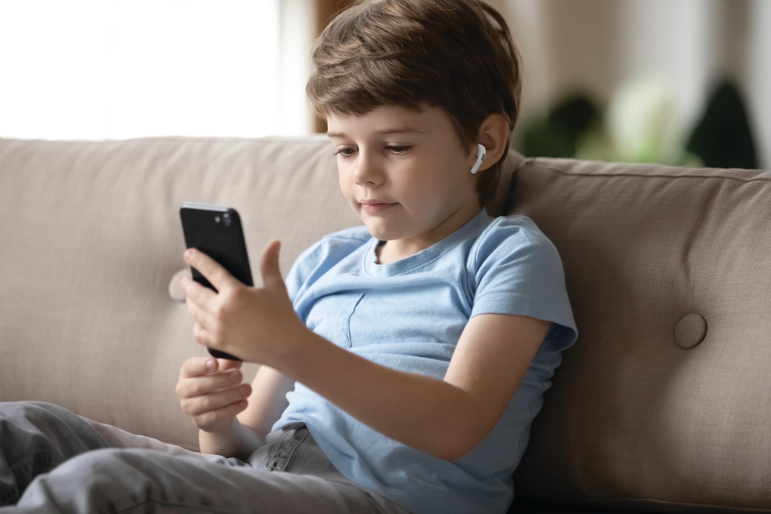 LEXiBOOK, Football, Wireless stereo earbuds, Integrated microphone, Touch control, Charging case, Sound level limited at 85 dB, Black/white, HPBT05FO - Image 4