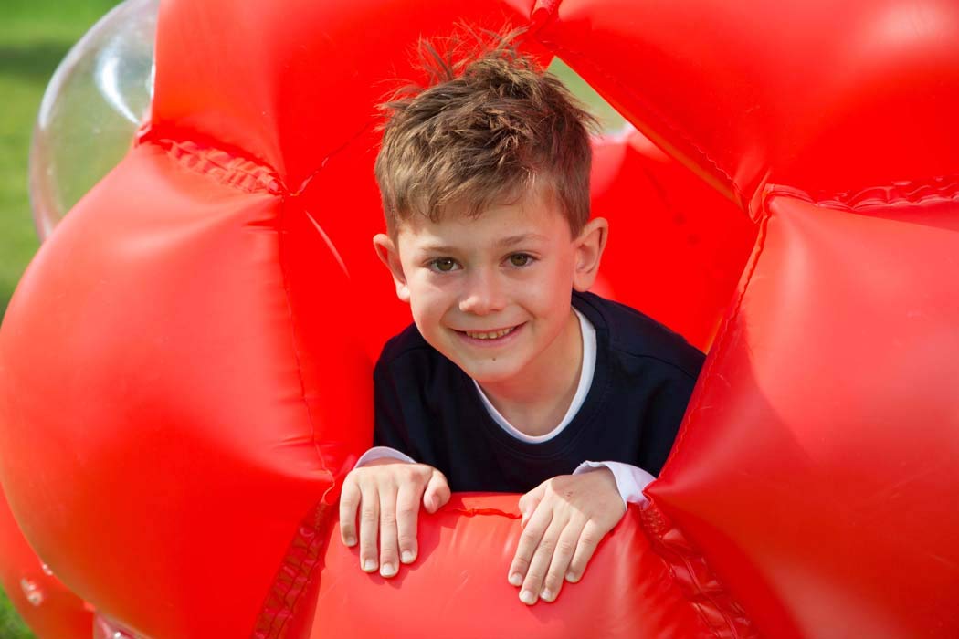 LEXiBOOK Inflatable Giant Ball Giant Ball for Outdoor Play - Image 3