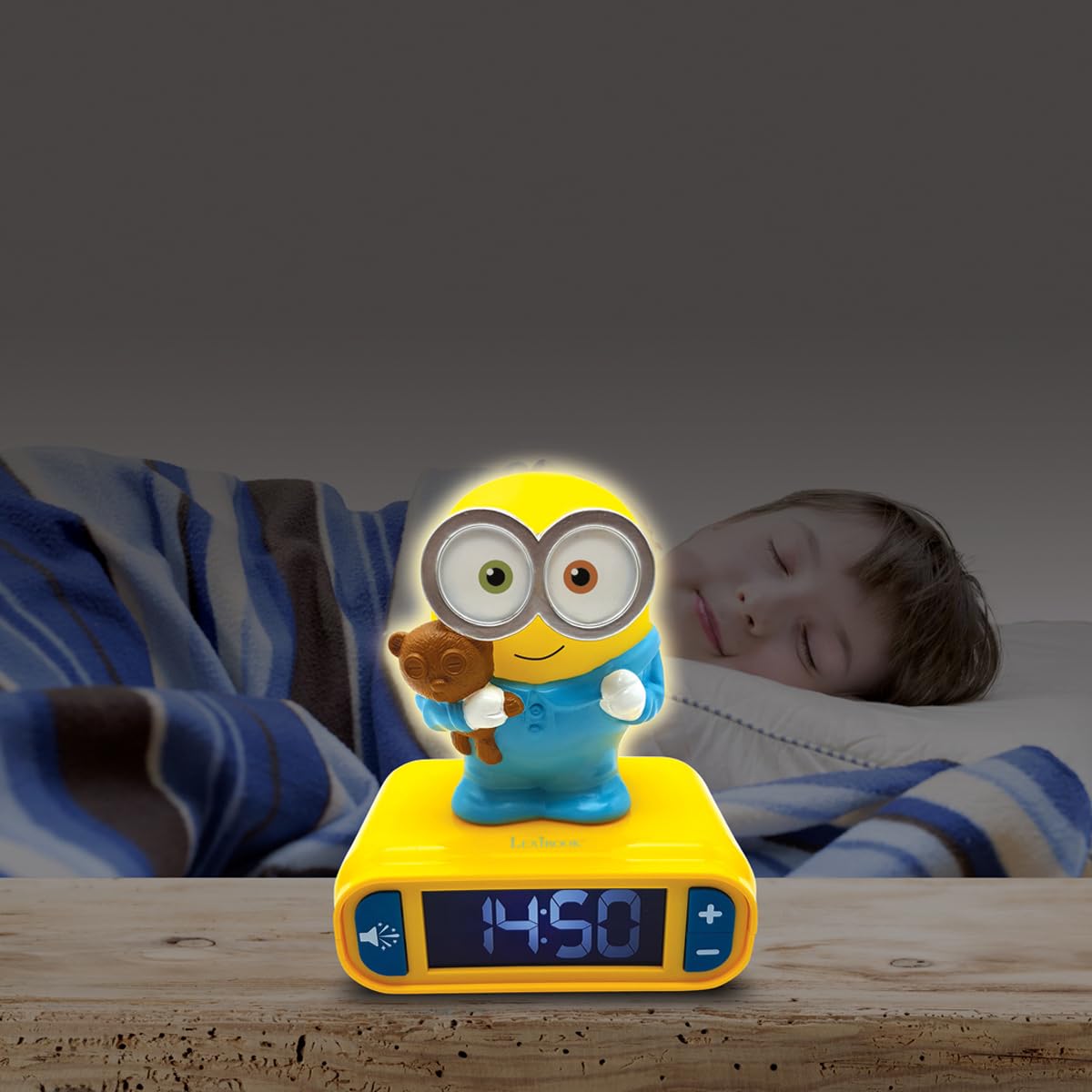 LEXiBOOK - Minions - Bob Digital Alarm Clock with Night Light - Snooze Function - Minions Sound Effects - Luminous Clock with Bob, Yellow/Blue - RL800DES - Image 3