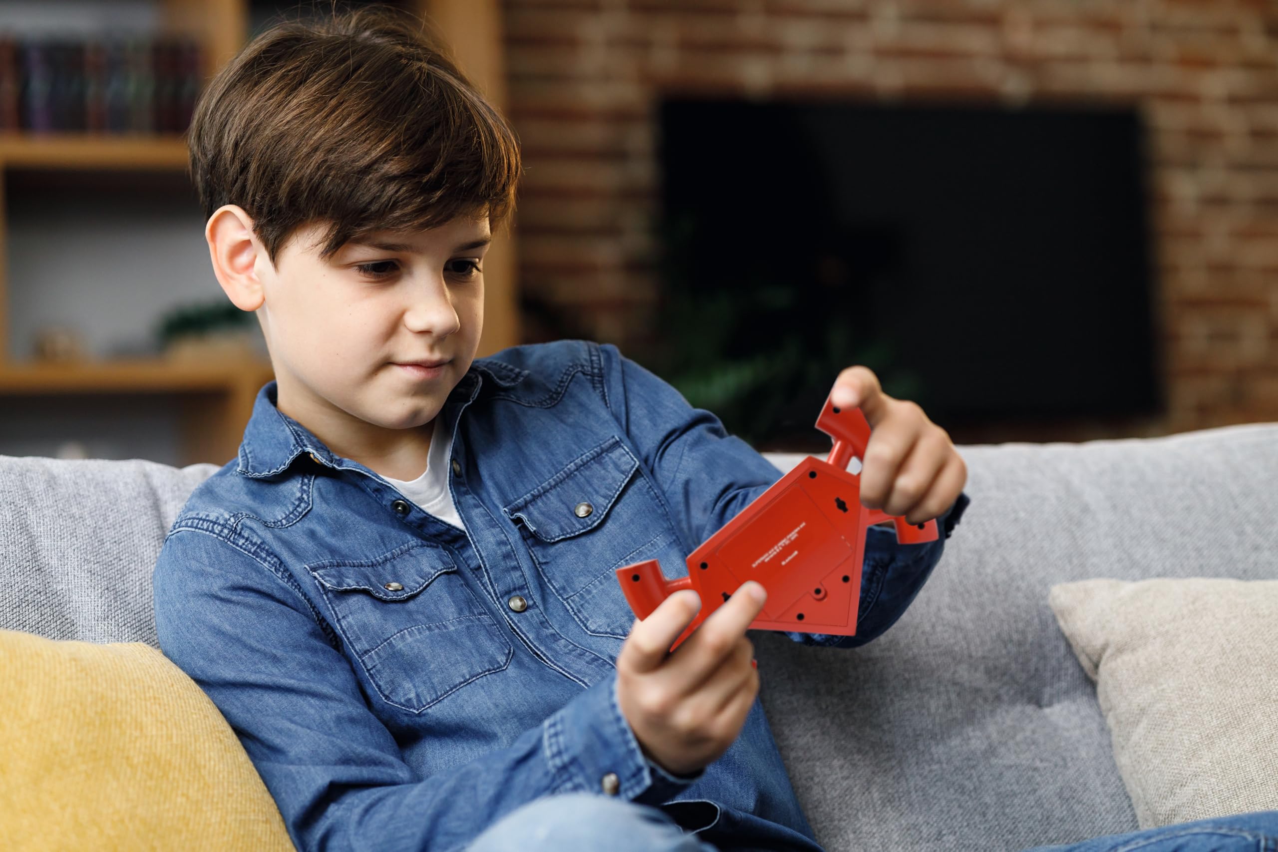 Lexibook, Superman, Superman Cyber Arcade Console Compact and Portable, 50 Games, Color LCD Screen, Battery Powered, JL3180SU - Image 6